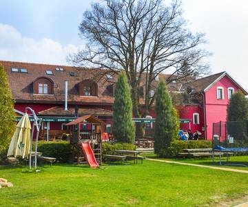 Penzion a Restaurace Pod Trámkama