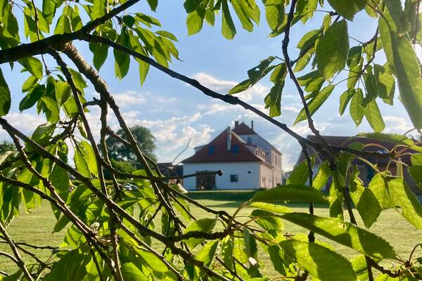 Penzion - restaurace Myslivna